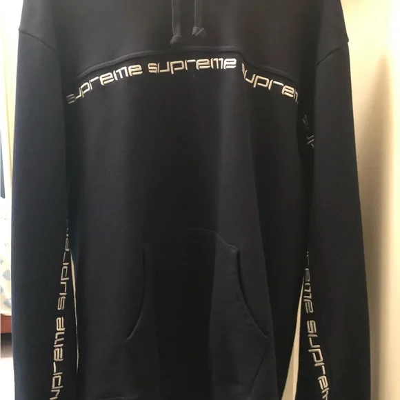 New Supreme navy blue fall/winter 2019 collection